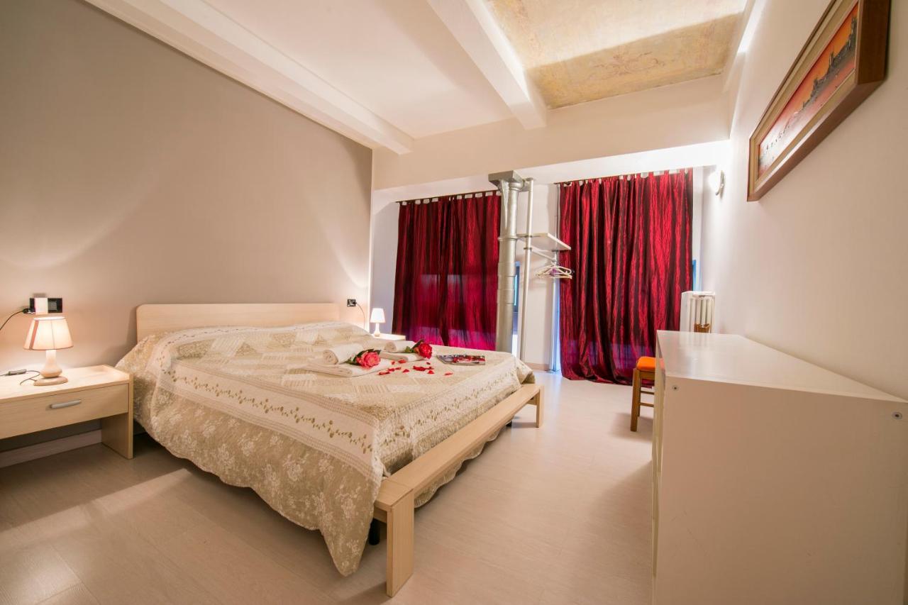 Menaggio Tosca Apartments エクステリア 写真